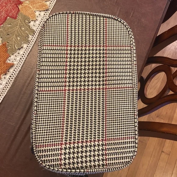 London fog Andover Bag - Picture 8 of 10